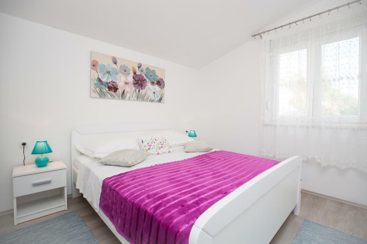 Apartment Paula Podstrana Buitenkant foto