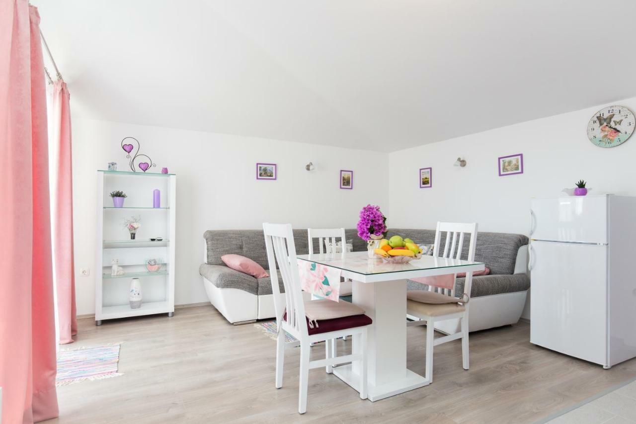 Apartment Paula Podstrana Buitenkant foto